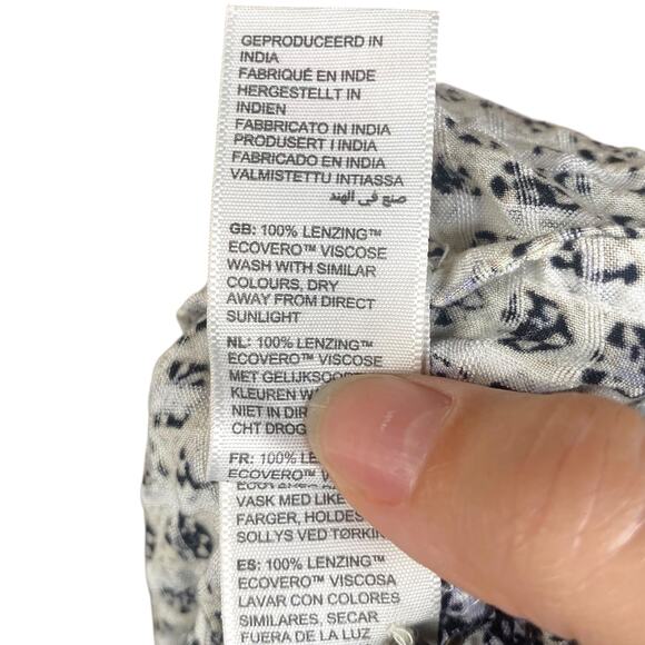 NEW Fat Face Dot Print Square Neck Puff Sleeve Cottagecore Blouse Top SZ 8 - Picture 9 of 9